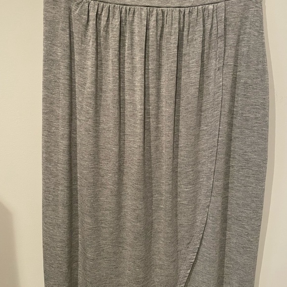 Ultra Flirt Women Skirt with front slit, Large, Gray. - Picture 7 of 15